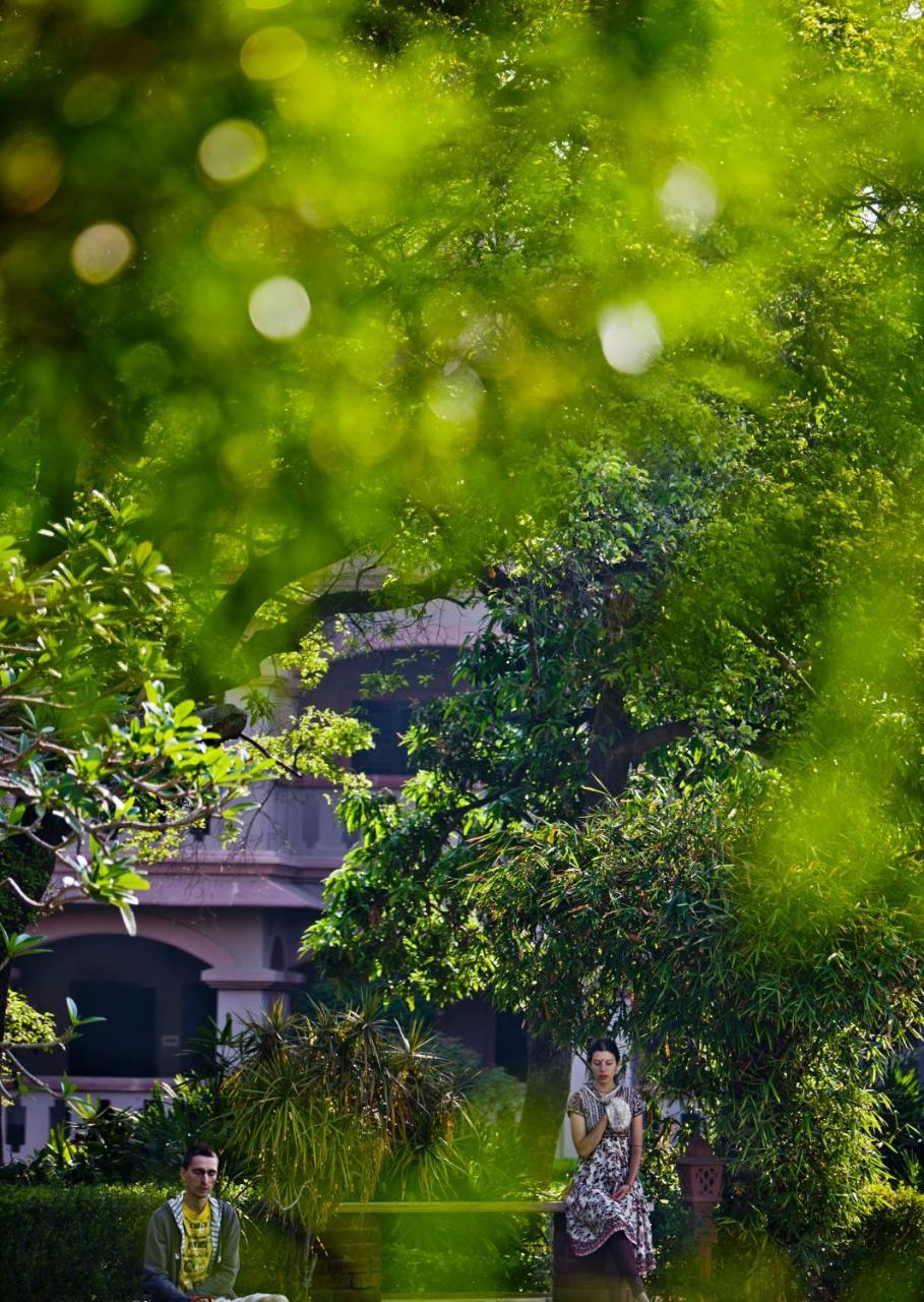 Mvt Guesthouse & Restaurant Vrindāvan Exterior foto